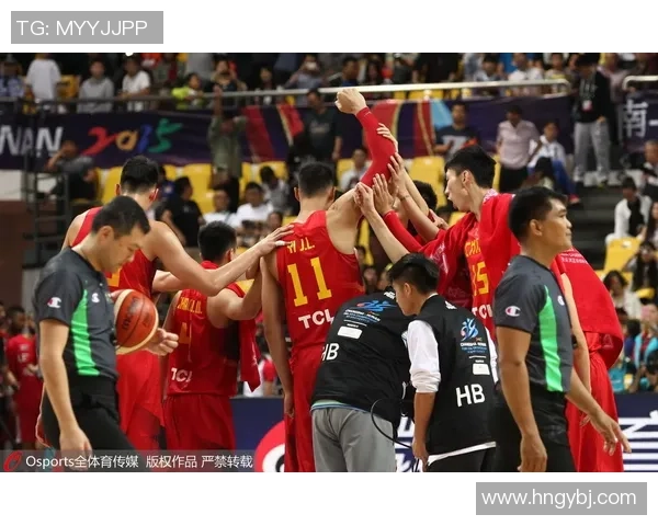 广州羽毛球队逆袭之路揭秘：从低谷到巅峰的奋斗历程与荣耀时刻